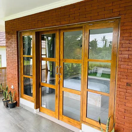 Yastra Garden House