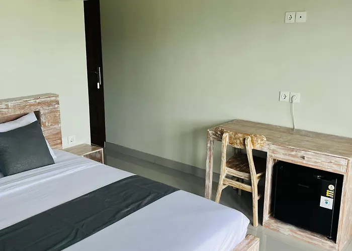 Yastra Garden House 3*